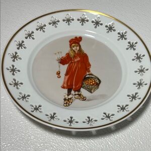 Vintage 70's Iduna by Carl Larsson. Series no. 2, Plate no. 4, Bing & Grondahl